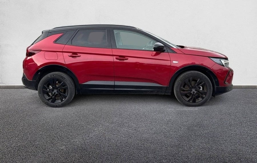 Choisissez votre opel grandland chez CarGo Flex