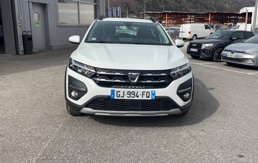 Choisissez votre dacia sandero chez CarGo Flex
