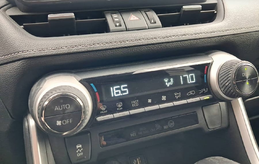 Choisissez votre toyota rav4 chez CarGo Flex