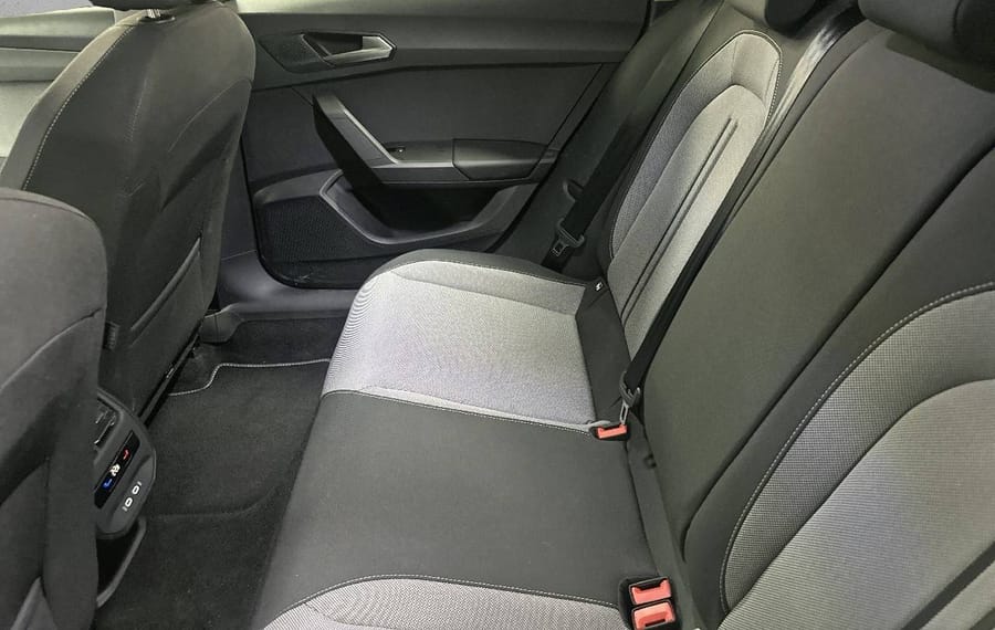 Choisissez votre seat leon chez CarGo Flex