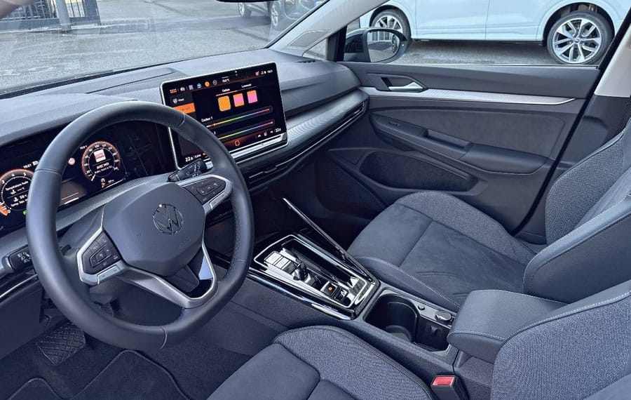 Choisissez votre volkswagen golfbreak chez CarGo Flex