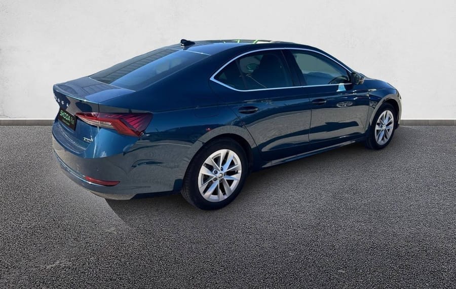 Choisissez votre skoda octavia chez CarGo Flex