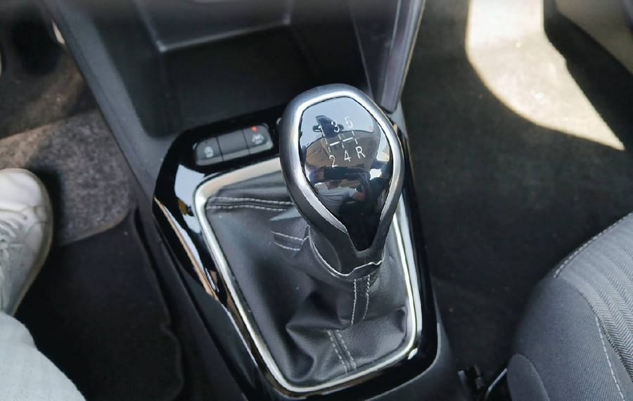 Choisissez votre opel corsa chez CarGo Flex