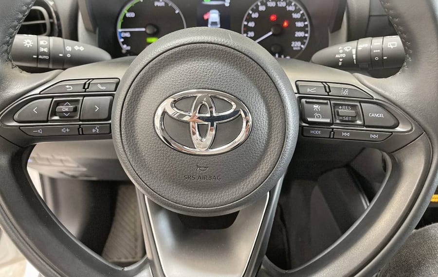 Choisissez votre toyota yaris chez CarGo Flex