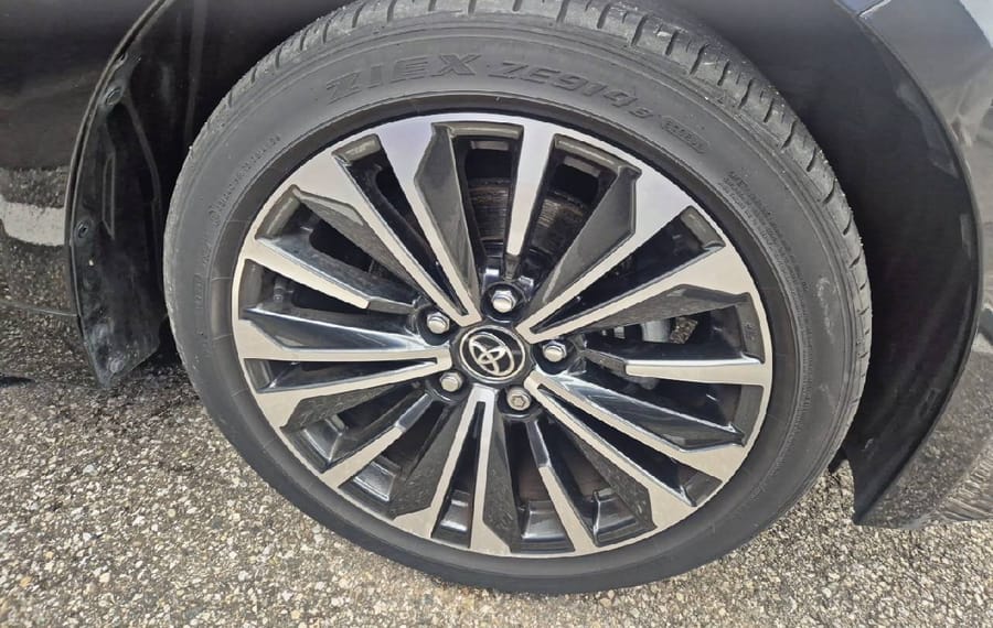 Choisissez votre toyota corolla chez CarGo Flex