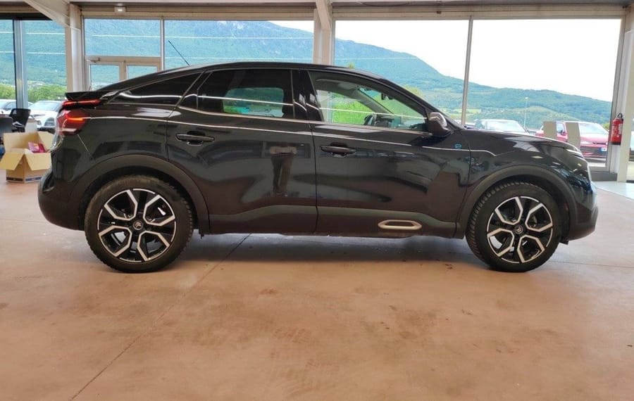 Choisissez votre citroen c4electrique chez CarGo Flex