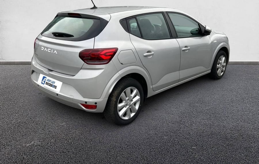 Choisissez votre dacia sandero chez CarGo Flex