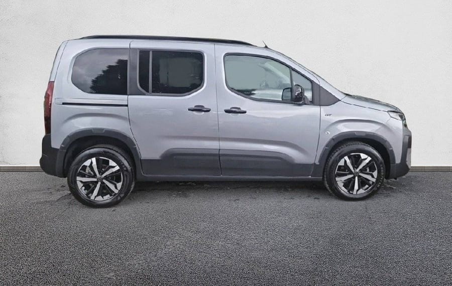 Choisissez votre peugeot rifter chez CarGo Flex