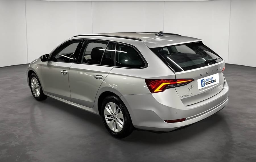 Choisissez votre skoda octaviabreak chez CarGo Flex