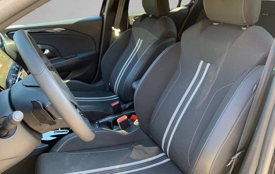 Choisissez votre opel corsa chez CarGo Flex