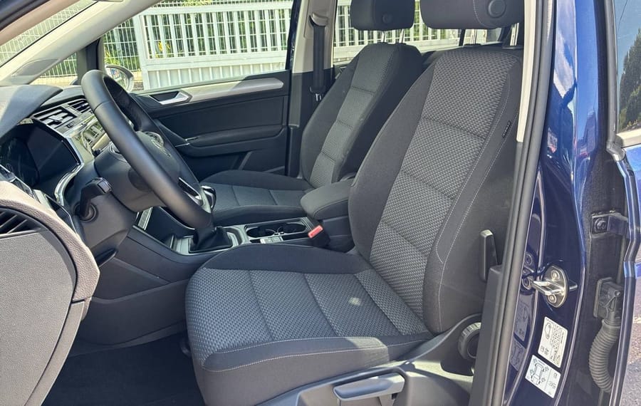 Choisissez votre volkswagen touran chez CarGo Flex