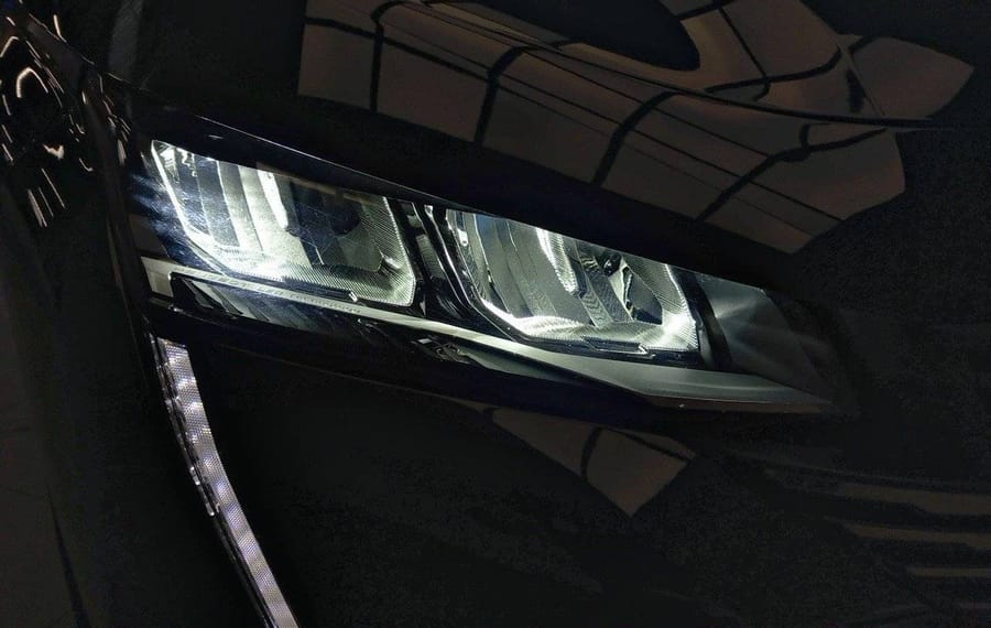 Choisissez votre peugeot 308break chez CarGo Flex