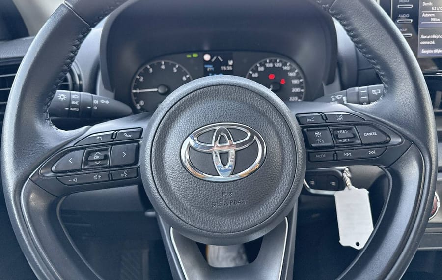 Choisissez votre toyota yaris chez CarGo Flex