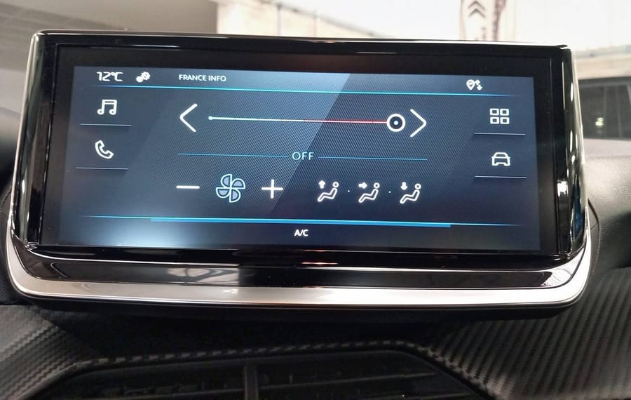 Choisissez votre peugeot 208 chez CarGo Flex