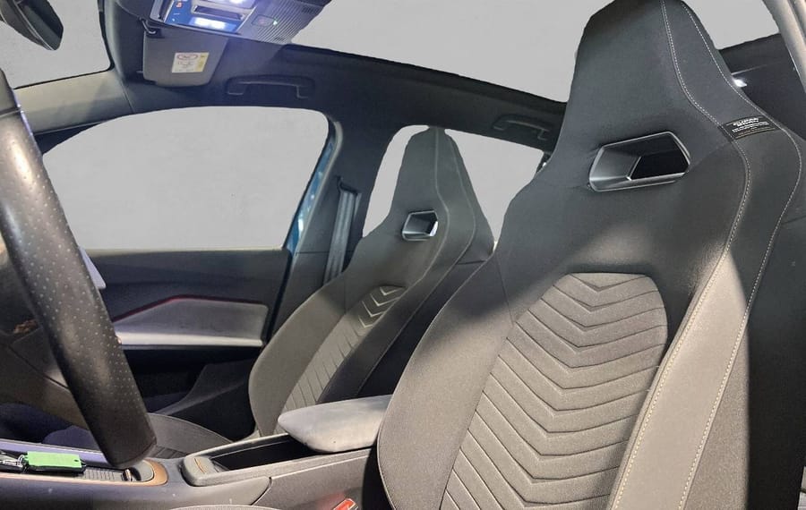 Choisissez votre cupra bornelectrique chez CarGo Flex