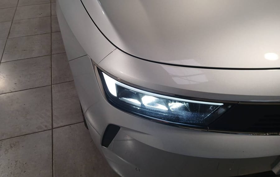 Choisissez votre opel astra chez CarGo Flex