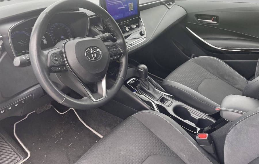 Choisissez votre toyota corolla chez CarGo Flex