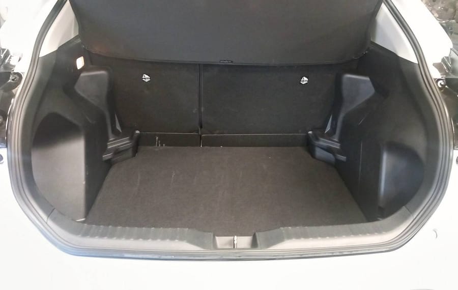 Choisissez votre toyota yariscross chez CarGo Flex