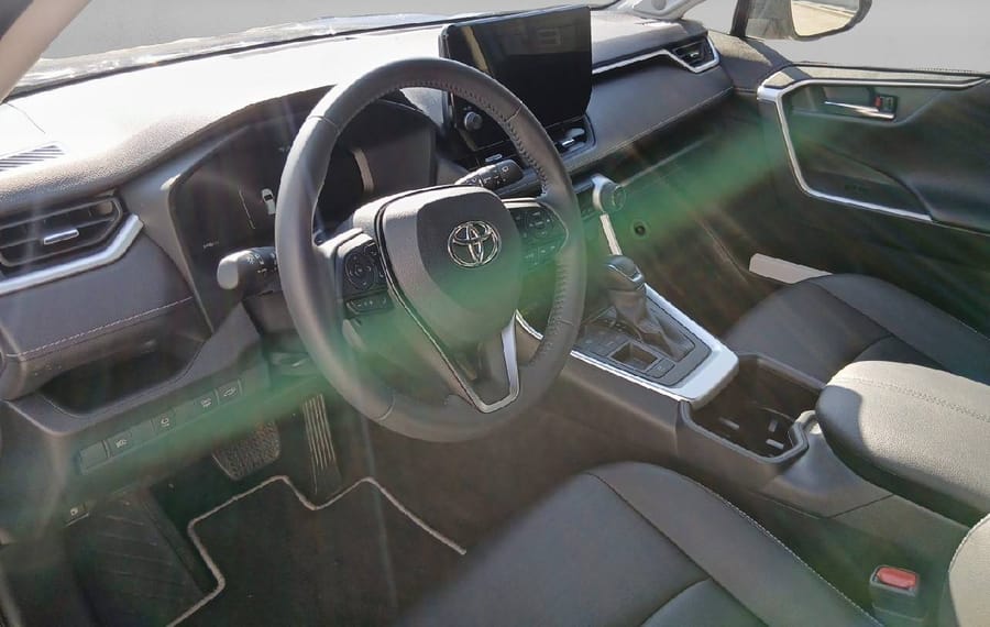 Choisissez votre toyota rav4 chez CarGo Flex