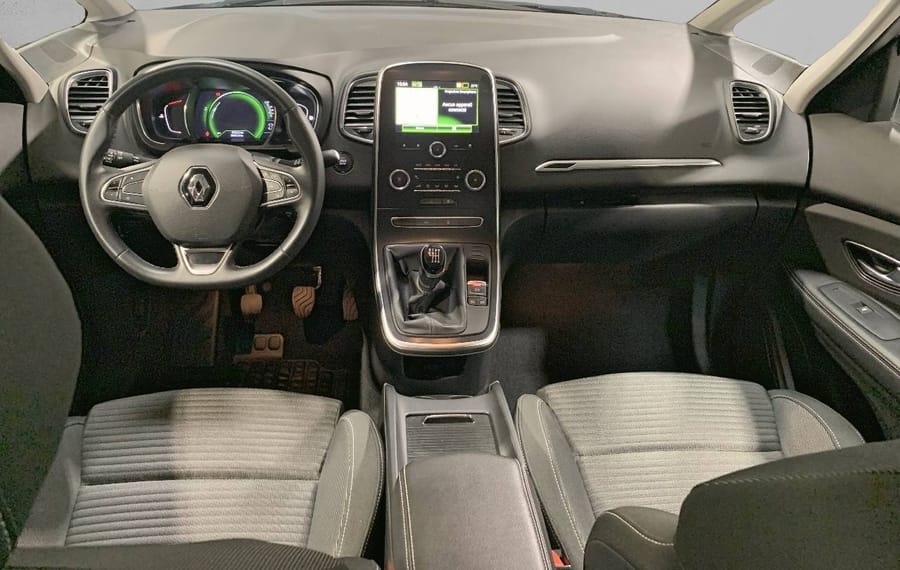 Choisissez votre renault grandscenic chez CarGo Flex