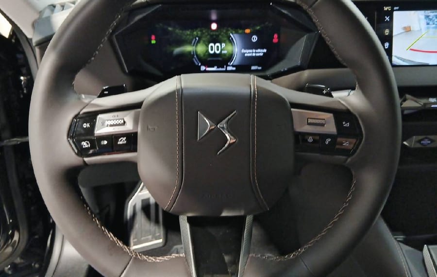 Choisissez votre ds n°4 chez CarGo Flex