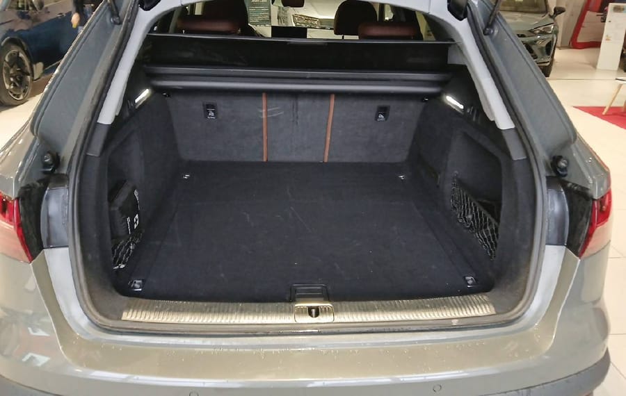 Choisissez votre audi a4allroadbreak chez CarGo Flex