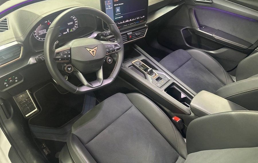 Choisissez votre cupra leon chez CarGo Flex