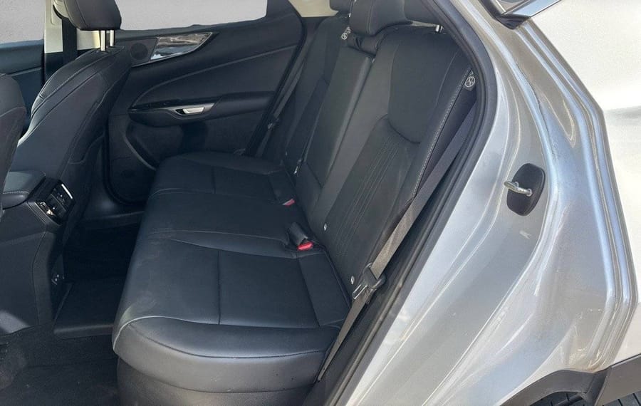Choisissez votre lexus nx chez CarGo Flex