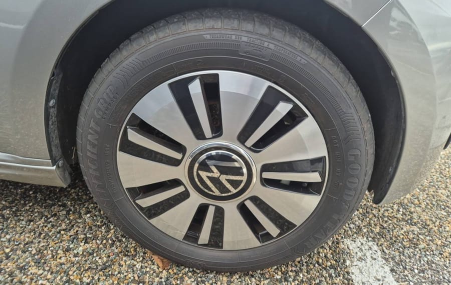 Choisissez votre volkswagen upelectrique chez CarGo Flex