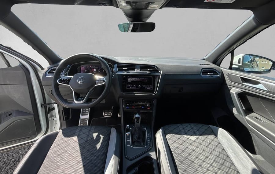 Choisissez votre volkswagen tiguanallspace chez CarGo Flex