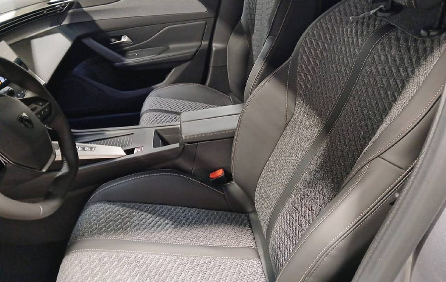 Choisissez votre peugeot 308 chez CarGo Flex
