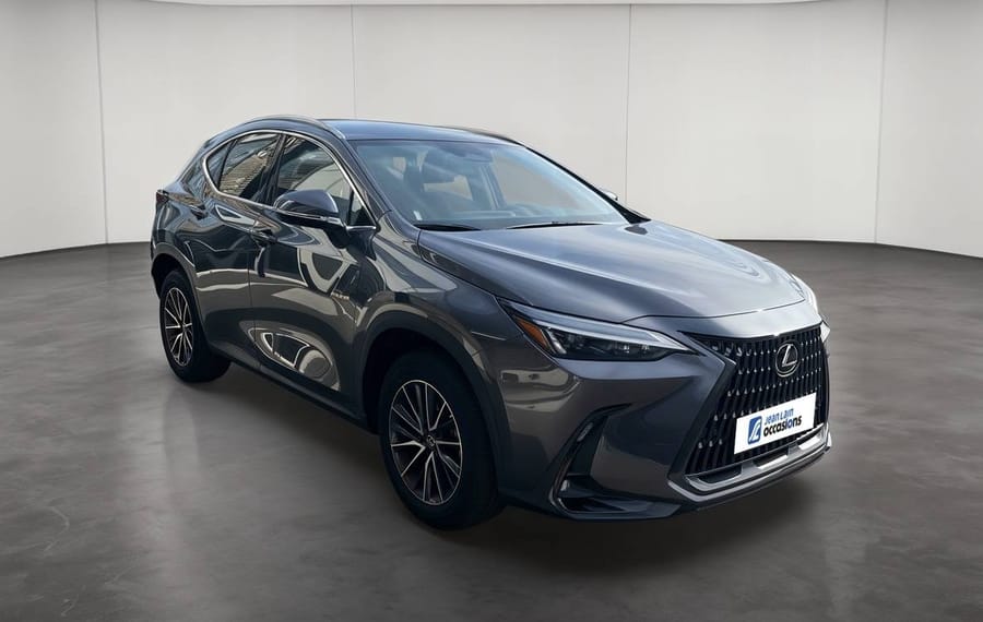 Choisissez votre lexus nx chez CarGo Flex