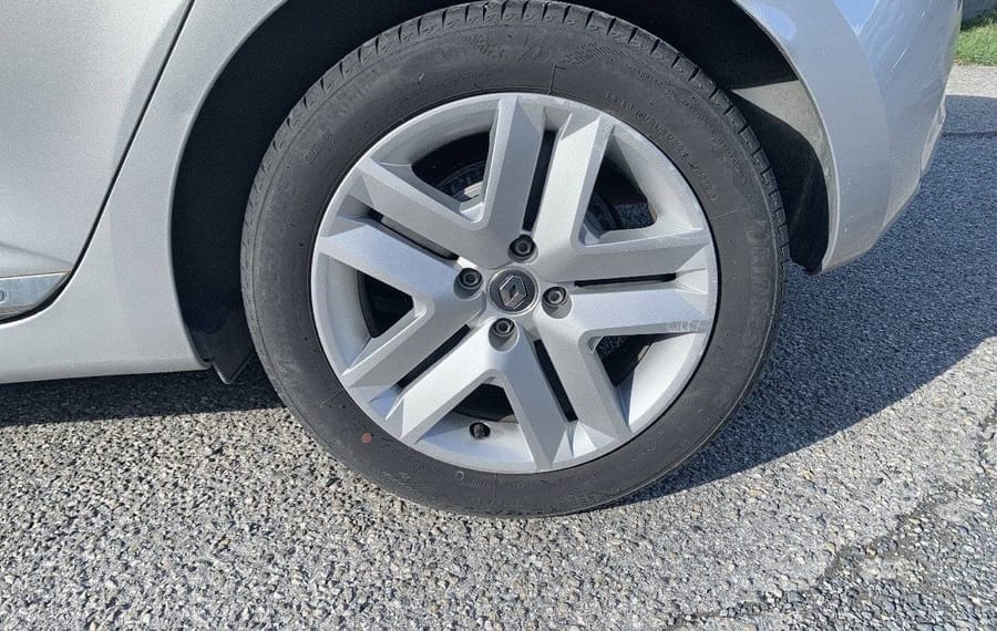Choisissez votre renault clio chez CarGo Flex