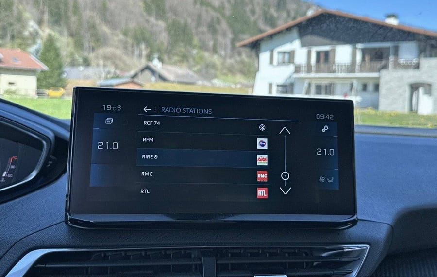 Choisissez votre peugeot 3008 chez CarGo Flex