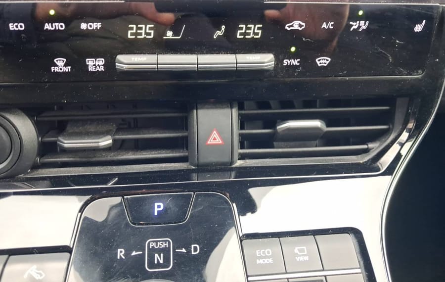 Choisissez votre toyota bz4xelectrique chez CarGo Flex