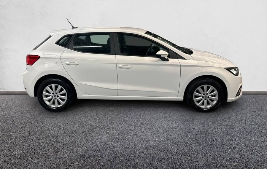 Choisissez votre seat ibiza chez CarGo Flex