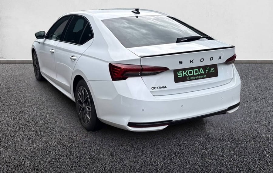Choisissez votre skoda octavia chez CarGo Flex