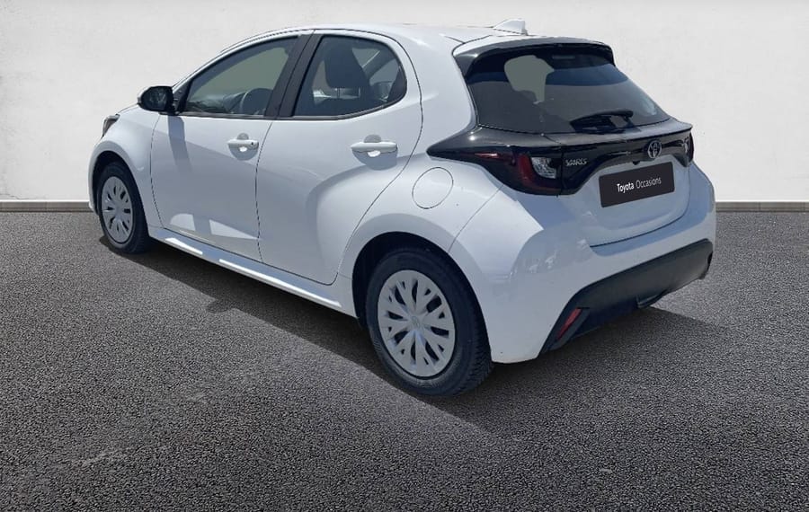 Choisissez votre toyota yaris chez CarGo Flex