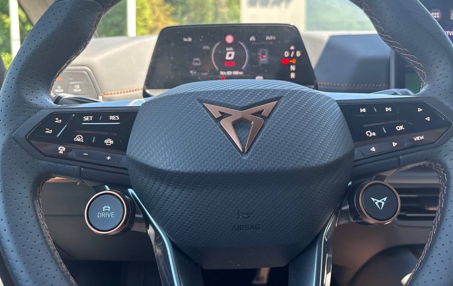 Choisissez votre cupra bornelectrique chez CarGo Flex