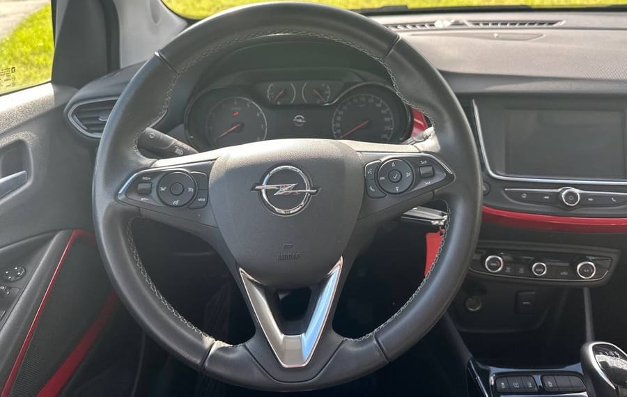 Choisissez votre opel crossland chez CarGo Flex