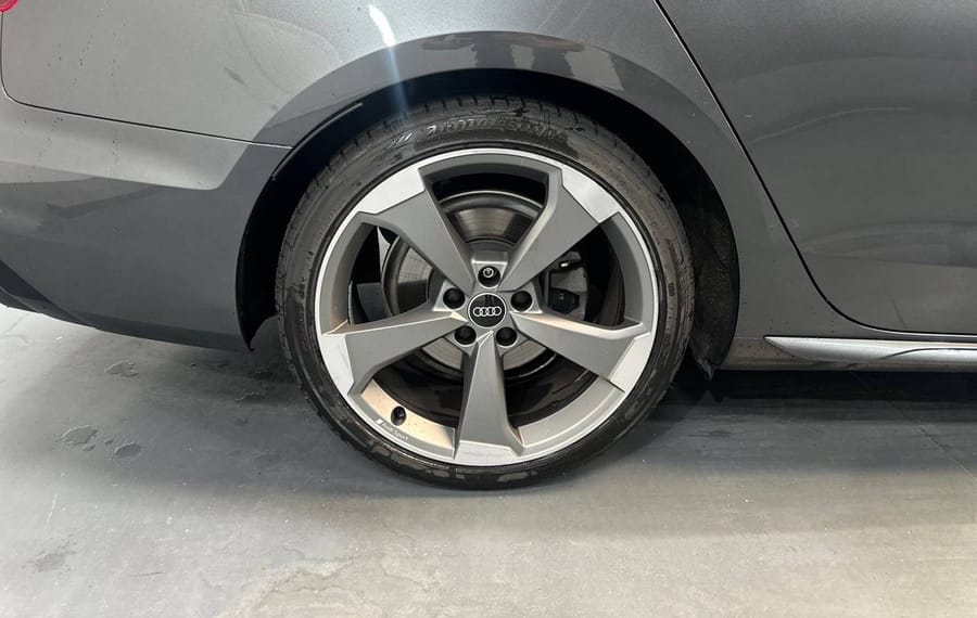 Choisissez votre audi a4break chez CarGo Flex