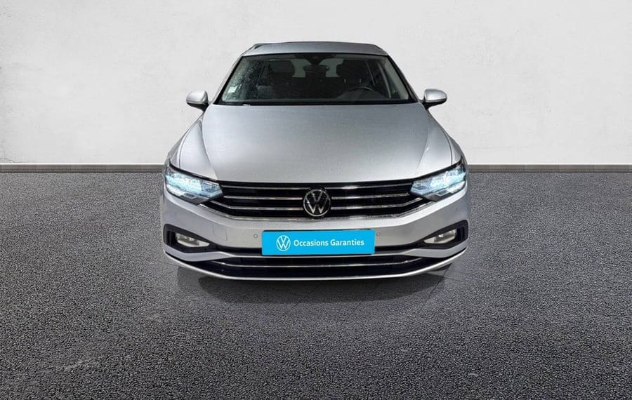 Choisissez votre volkswagen passat chez CarGo Flex