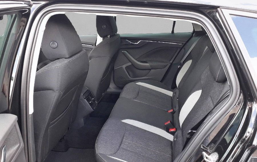 Choisissez votre skoda scala chez CarGo Flex