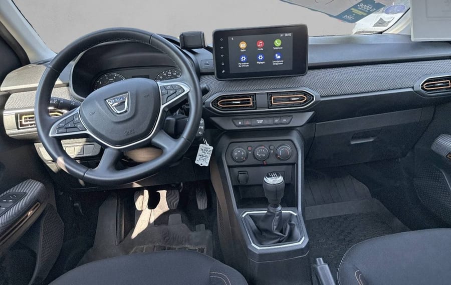 Choisissez votre dacia sandero chez CarGo Flex
