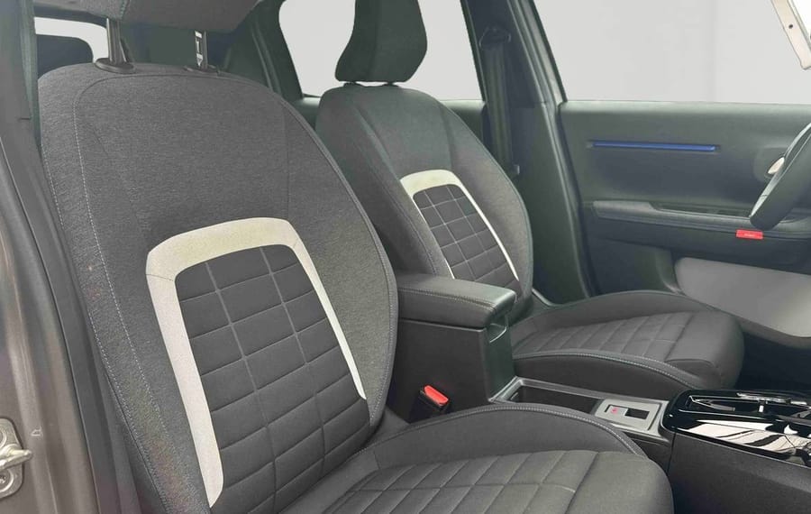 Choisissez votre citroen c3electrique chez CarGo Flex