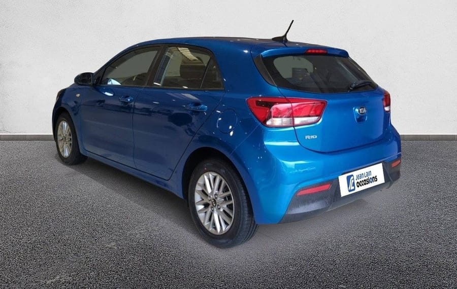 Choisissez votre kia rio chez CarGo Flex