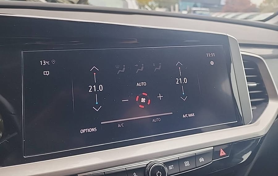 Choisissez votre opel grandland chez CarGo Flex