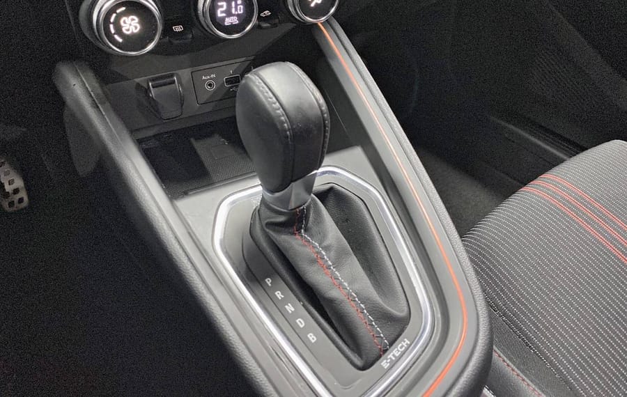 Choisissez votre renault clio chez CarGo Flex