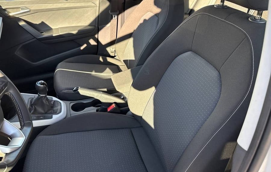 Choisissez votre seat arona chez CarGo Flex