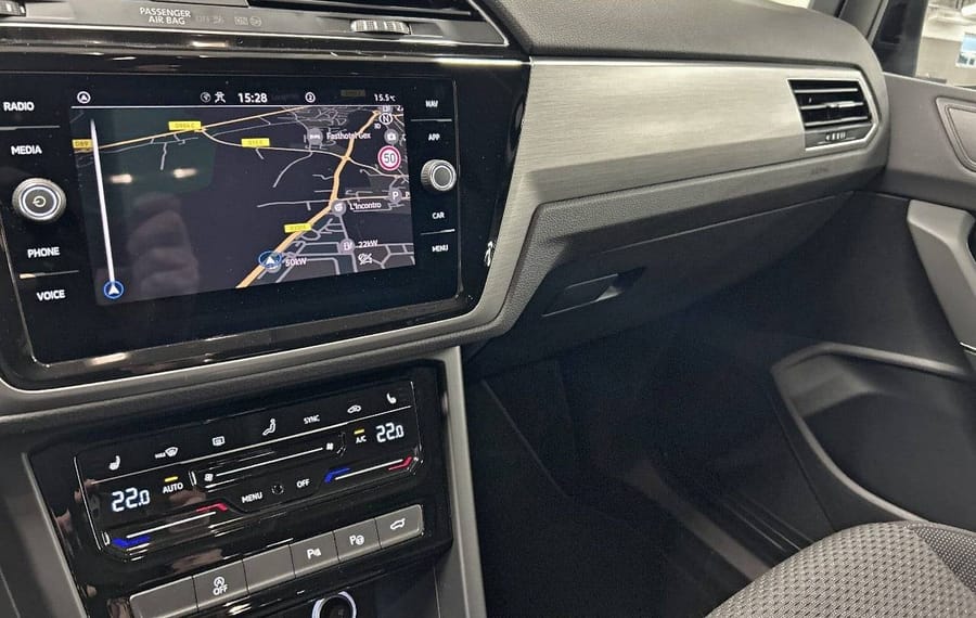 Choisissez votre volkswagen touran chez CarGo Flex